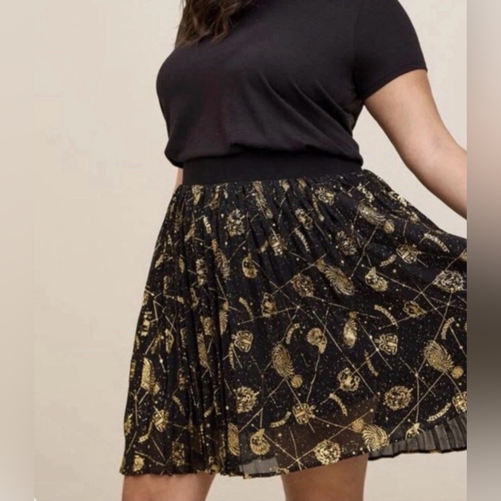 Torrid Harry Potter Celestial Mini Chiffon Pleated Skater Skirt 3, 3X Witchy NWT
